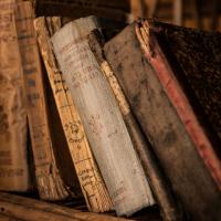 Antique Books Deluxe PLUS Reed Diffuser