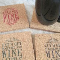 Wine  A little design Coaster Set in color (4pc)