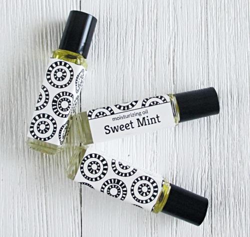 Sweet Mint Moisturizing Oil