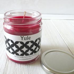 Yule Jar Candle, 9oz, classic Christmas fragrance, berries & greens